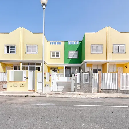 Duplex Familiar En Playa De Arinaga